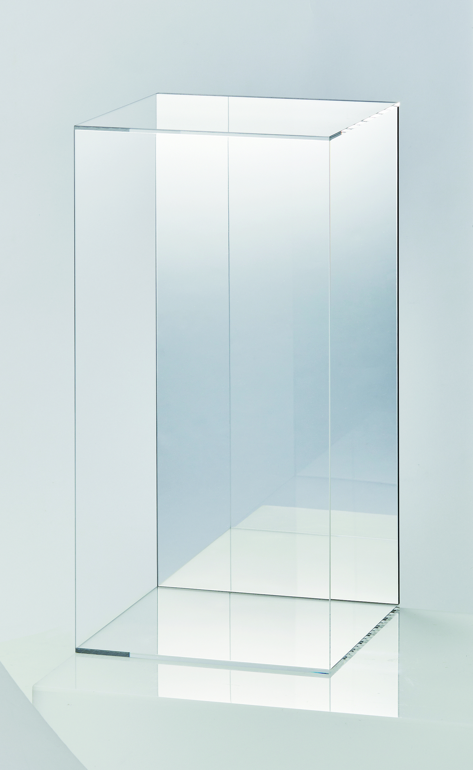 AP10005 アクリルスタンドＭ（ミラー）